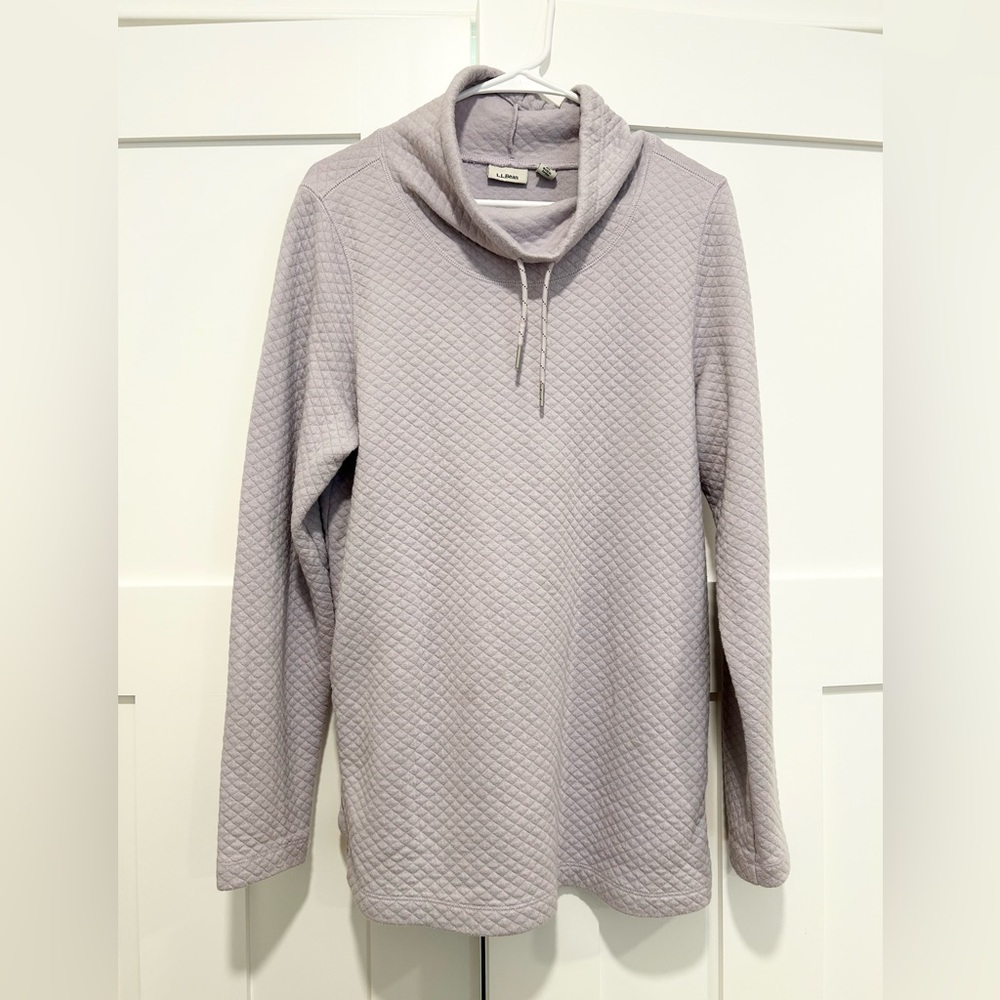 LL Bean quilted pullover